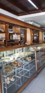 La Internacional Panadería Confitería Sandwichería